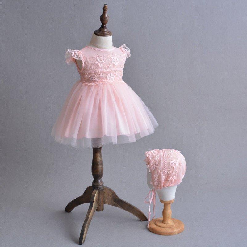The Summer Baby Baby Princess Dress Dress Lightweight Breathable Mesh Lace Dress Moon Age $38.78 Dana Fashion style: A Size: 12 Baby Clothing size bust waist length suit age suit height 3 52 52 39 0-2 59cm 6 54 53 42 3~6 66cm 12 56 55 45 6~12 73cm 18 58 5