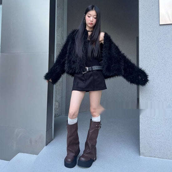 Thick Bottom Autumn And Winter Below The Knee Boots Women $49.99 Dana Fashion Color: Black Size: 35 Women's shoes Product information: Pattern: solid color Toe holder shape: round head Color: Black upgraded version, Brown upgraded version Shoe Upper mater