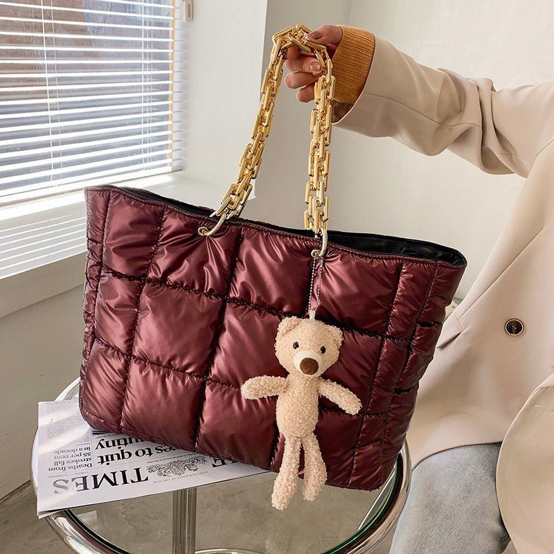 Thick Chain Tote Bags for Women Leather Big Shoulder Bag Ladies Large Capacity Shopper Purse Luxury Handbag $45.50 Dana Fashion Color: Wine Red Women's Bags Overview Great for on the go, bring this suede-lined organizer's dream on your arm wherever the da