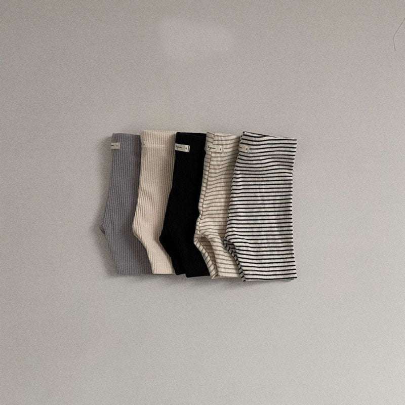 Thin Cropped Pants Baby Threaded Underwear Leggings Safety $18.98 Dana Fashion Color: Apricot Suit Height: 100cm Baby Clothing Product information: Pattern: solid color Color: apricot, gray black, pink stripes, black stripes Flight opening: hair band Suit