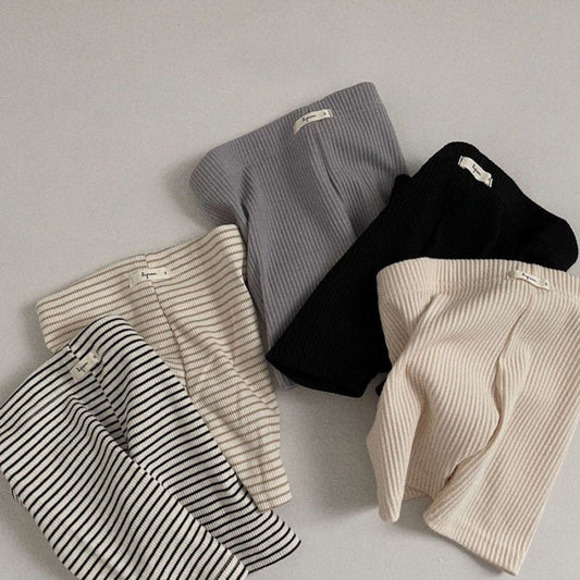 Thin Cropped Pants Baby Threaded Underwear Leggings Safety $18.98 Dana Fashion Color: Apricot Suit Height: 100cm Baby Clothing Product information: Pattern: solid color Color: apricot, gray black, pink stripes, black stripes Flight opening: hair band Suit