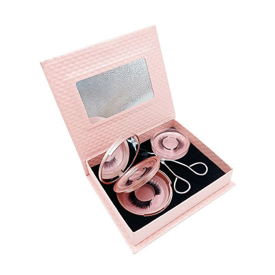 Three Pairs Of Quantum Magnetic False Eyelashes $26.50 Dana Fashion Color: Black makeup Overview: B The principle of our quantum magnetic eyelashes is the principle of magnets attracting each other, then our hard and soft magnets also have the principle o