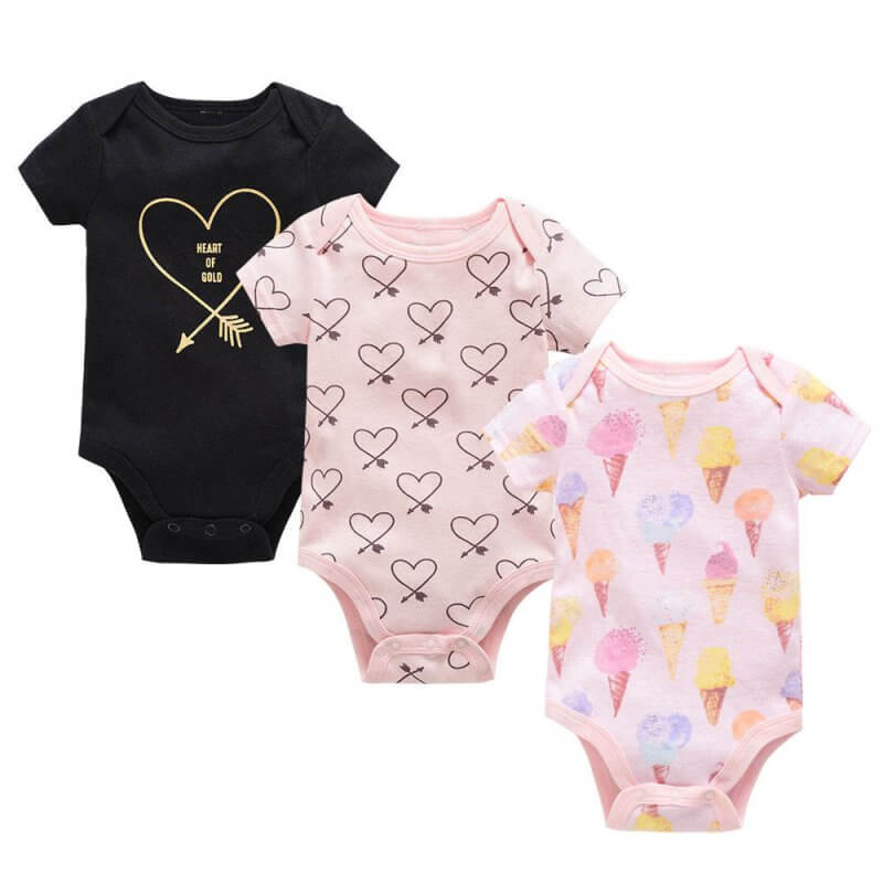 Three-piece baby clothes $25.50 Dana Fashion Color: Heart Size: 0 3M Baby Clothing Applicable gender: neutral/male and female sleeve length: short sleeve For the season: Summer Thickness: General Fabric name: Cotton Main fabric composition: cotton Main fa