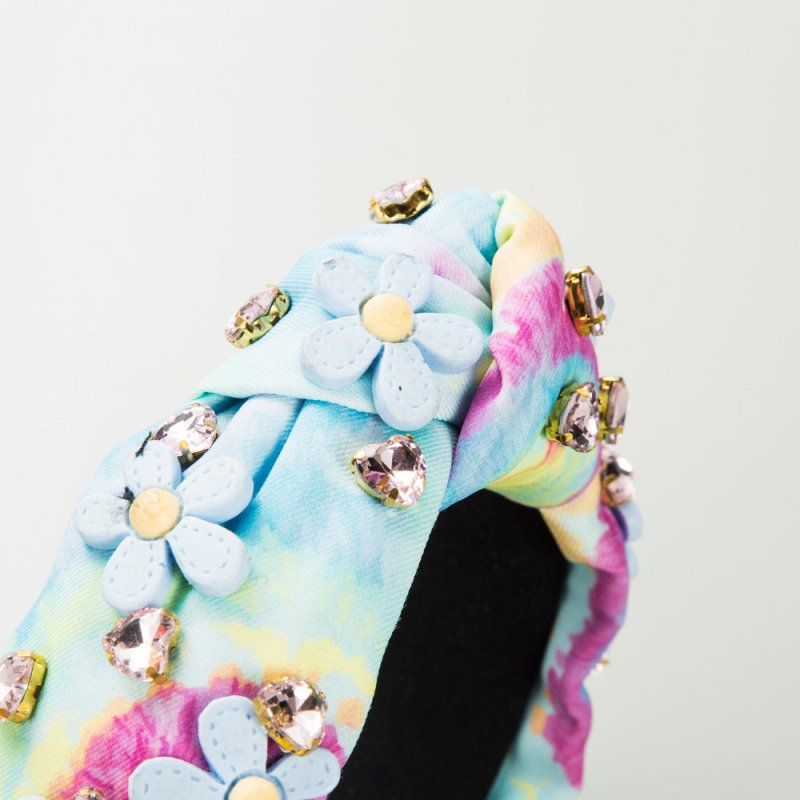 Tie-dyed Fabric Diamond Headband Flower Bow Tie $49.90 Dana Fashion Color: Blue Flower Women's Accessories Product information: Treatment Process: Diamond Color: pink floral, blue flower, pink bow, purple bow Applicable people: women Shape: hair band Popu