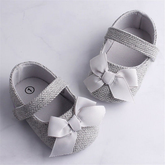 Toddler Crib Shoes for Baby boy Kid Summer gir $38.57 Dana Fashion Color: Black Size: 11cm Baby & Mother