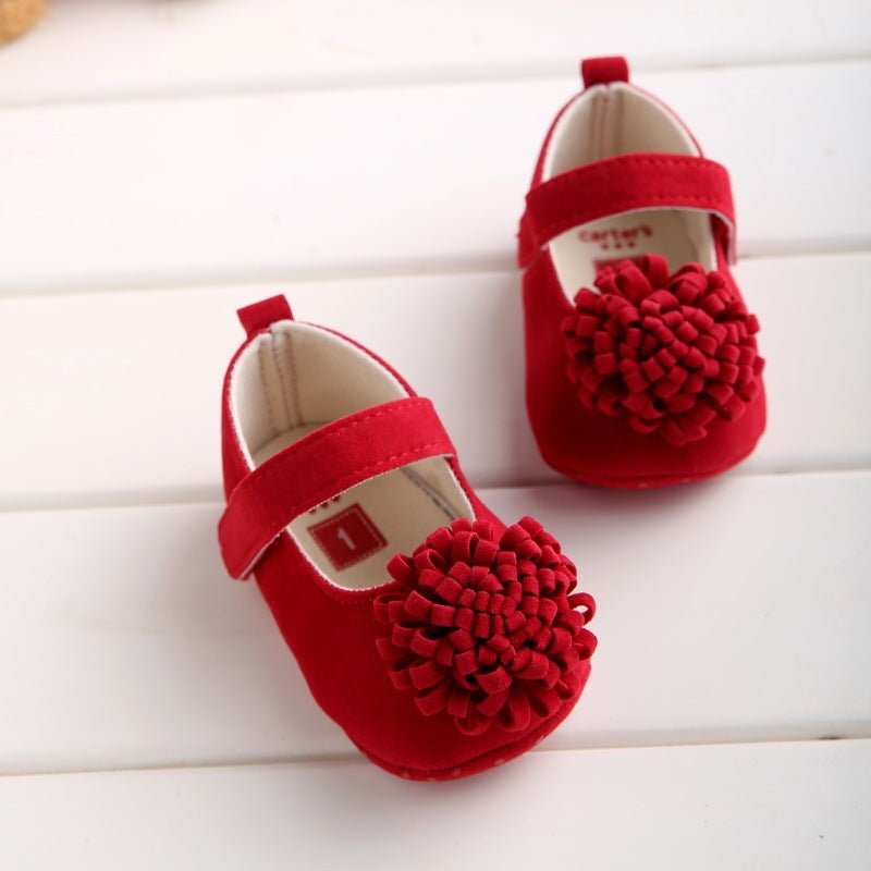 Toddler Shoes Female Baby Shoes Soft Sole Princess Series Step Shoes Baby Shoes $15.71 Dana Fashion Color: Red Shoe size: 11CM to 40g Baby & Mother Product Information: Color: yellow, red, pink,apricot Upper material: cotton Popular elements: flowers Tube