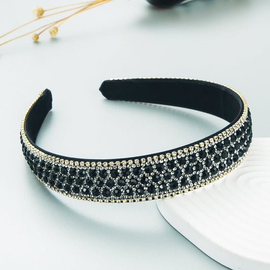 Trendy Colorful Diamond Non-slip Headband Women's Simple $15.00 Dana Fashion Color: Black Women's Accessories Product information: Treatment Process: Diamond Color: white, black, colorful, brown, pink, Rainbow, Pearl Applicable people: women Material: clo