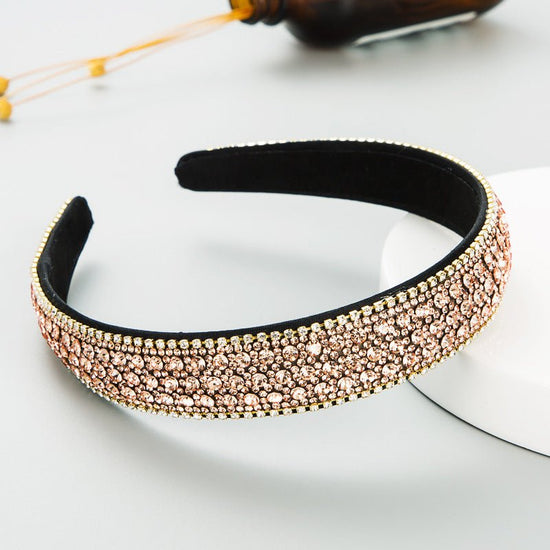 Trendy Colorful Diamond Non-slip Headband Women's Simple $15.00 Dana Fashion Color: Brown Women's Accessories Product information: Treatment Process: Diamond Color: white, black, colorful, brown, pink, Rainbow, Pearl Applicable people: women Material: clo