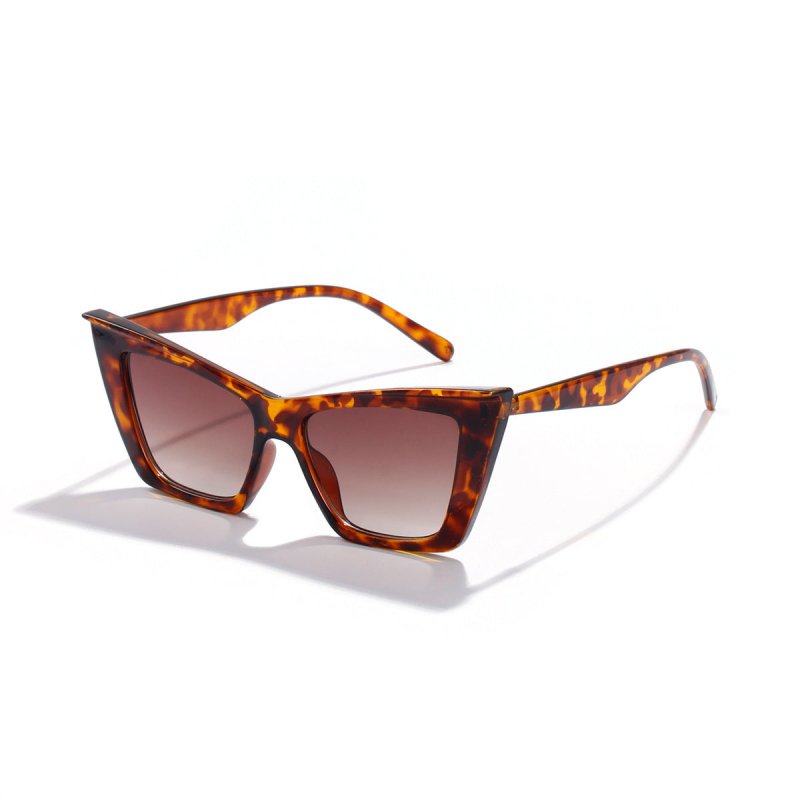 Triangle cat's eye glasses $18.23 Dana Fashion Color: Leopard Women's Accessories Category: Sunglasses Material: PC Category: Sunglasses Material: PC Comfortable material: good quality, comfortable to wear, antiskid and anti allergy Comfortable nose suppo
