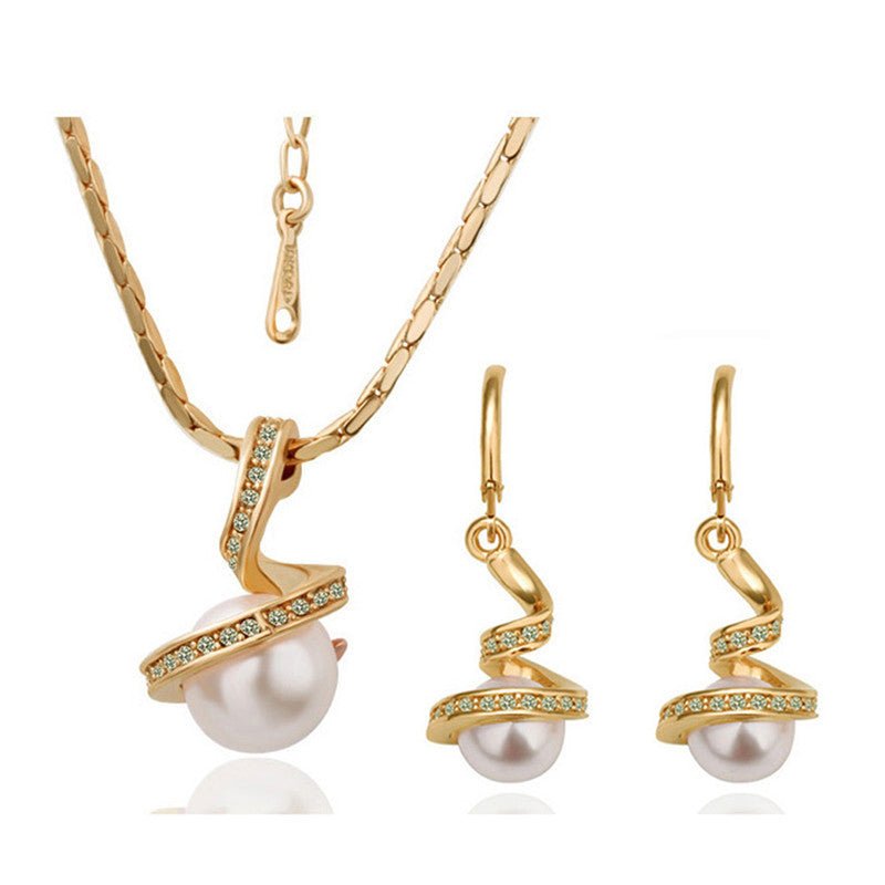 Twisted snake pearl $25.99 Dana Fashion Style: Suit Color: Glod white Women's Accessories Material: Alloy