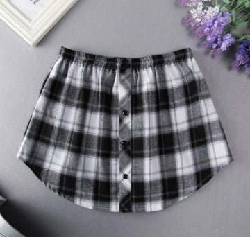 Two Fake White Skirts Inside The Curtain $30.50 Dana Fashion Color: Black white grid Size: 2XL Women's clothing Product information: Main fabric composition: Mulberry silk Main fabric ingredient content: 10% or less Skirt length: mid skirt Color: C20—H—wh