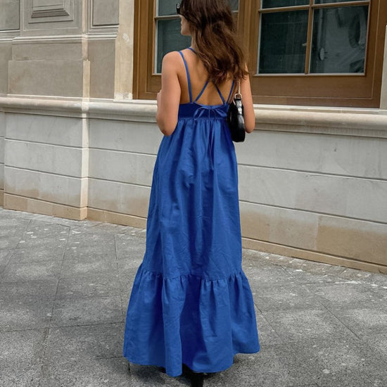 V-neck Backless Sling Dress Design Women $44.00 Dana Fashion Color: Blue Size: L Women's clothing Product information: Color: blue Waist type: high waist Size: S,M,L Popular elements: no back Fabric name: Cotton Sleeve length: sleeveless Skirt Category: D