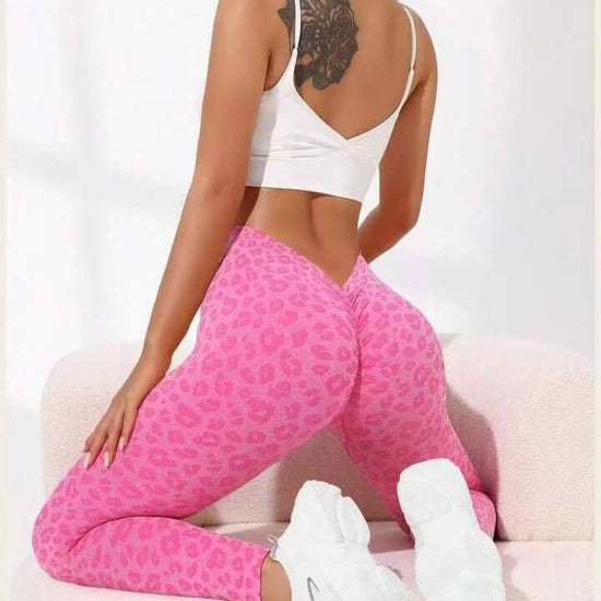 V Waist Double Hip Lifting Leopard Print Yoga Pants Women $32.50 Dana Fashion Color: Gray Size: L Women's clothing Product information: Color: gray, Rose, pink Size: S,M,L Lining ingredient content: 90 Applicable scenarios: running, fitness and bodybuildi