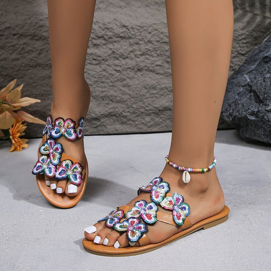 Vacation Light Butterfly Plus Size Beach Sandals $31.52 Dana Fashion Style: Cross Size: 36 Women's shoes Product information: Lining material: imitation leather Color: three, one word, Cross Size: 36,37,38,39,40,41,42,43 Sole craft: viscose shoes Sole mat