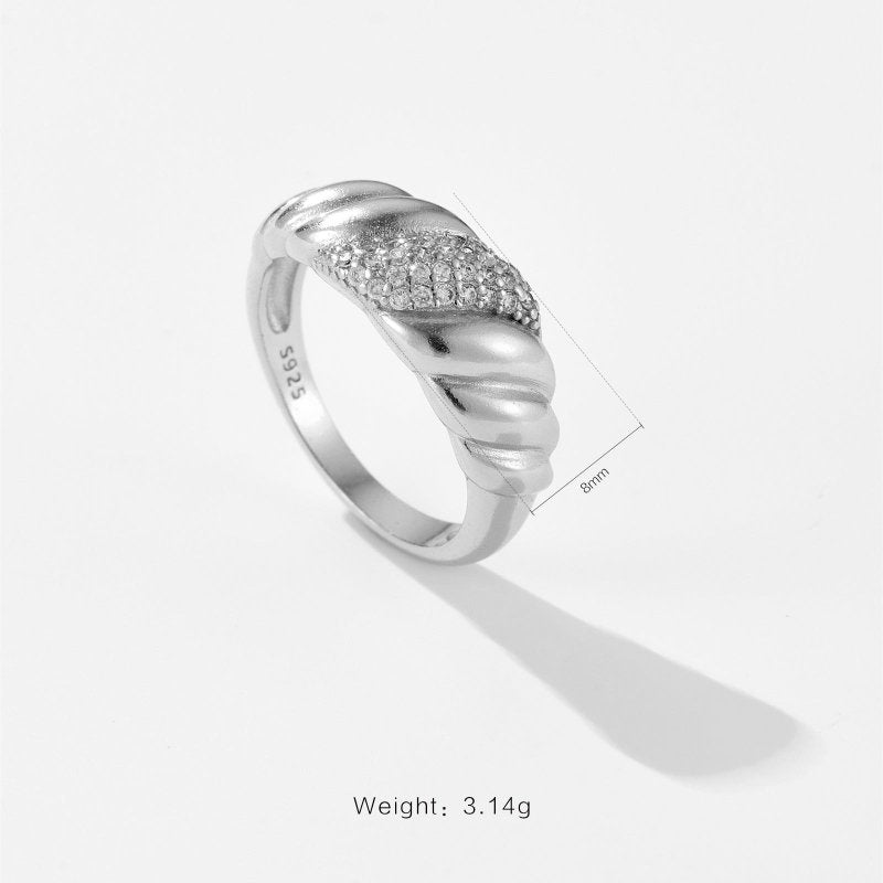 Versatile Design Geometric Irregular Spiral Ring $39.90 Dana Fashion Color: Platinum TTR36 Size: No 6 Women's Accessories Product information: Type: Ring Treatment Process: Electroplating Color: Platinum-TTR36,18K gold-TTR36 Size: no.6, no.7, no.8 Style: