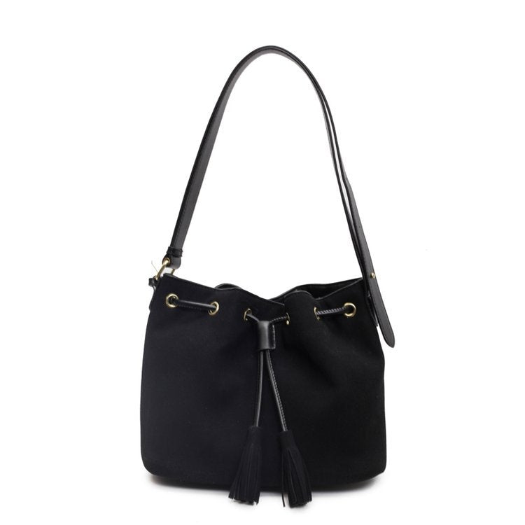 Versatile Personality Shoulder Messenger Bag Fashion Simple $49.60 Dana Fashion Color: Black Women's Bags Product information: Lining texture: synthetic leather Applicable scenario: Daily configuration Color: wine red, black, brown, brown Material: PU Sui