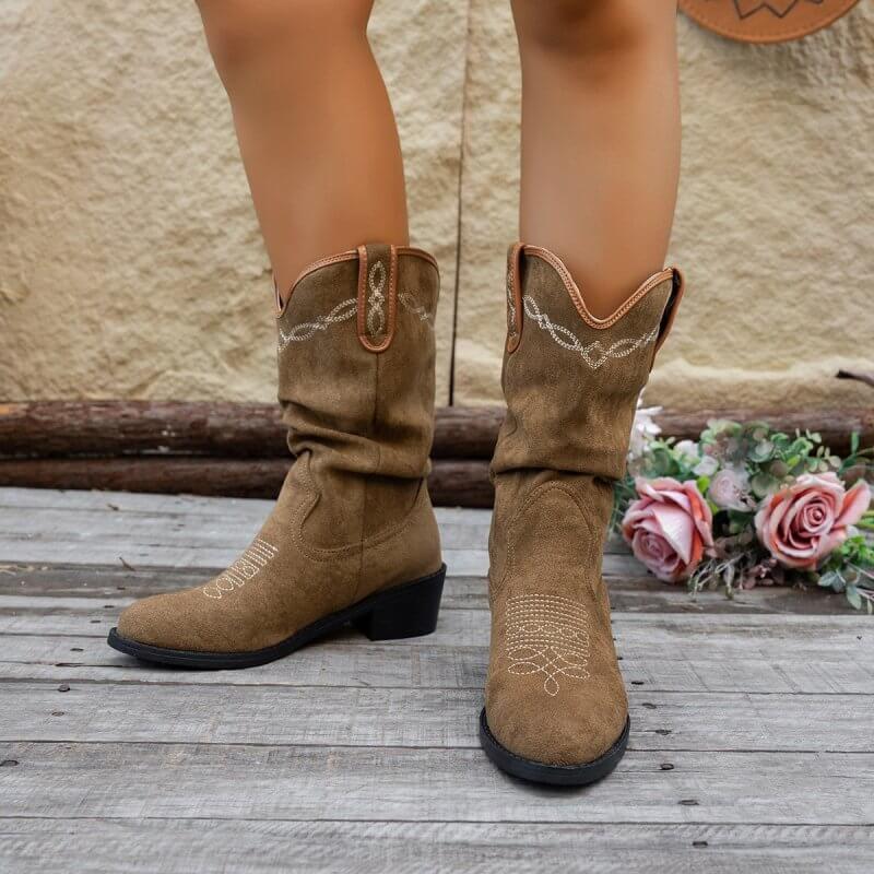 Vintage Embroidery Western Cowboy Boot Women $45.50 Dana Fashion Color: Apricot Size: 35 Women's shoes Product information: Pattern: solid color Color: dark brown, apricot Size: 35, 36, 37, 38, 39, 40, 41, 42 Shoe Upper material: artificial pu Applicable