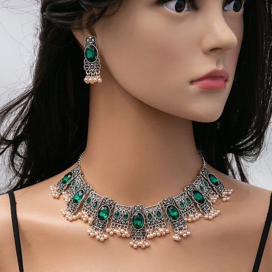 Vintage Emerald Earrings Ethnic Style Square Tassel Bead Pendant Jewelry Suit $32.20 Dana Fashion Color: E1474 Women's Accessories Product information: Treatment Process: Electroplating Color: E1474-2 Applicable population: Female Chain style: O-ring chai