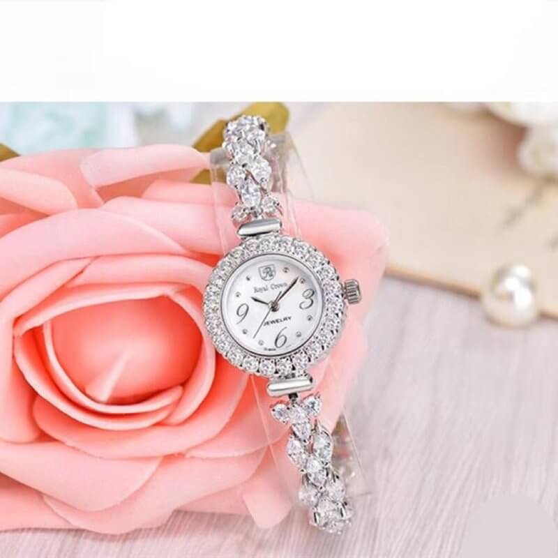 Watch Bracelet Quartz Full Star Diamond Women's Watch $159.00 Dana Fashion Color: 63804B16platinum Women's Accessories Product information: Special Features: Decoration Display type: pointer Suitable for: Female Style: Fashionable Waterproof: Yes Waterpro