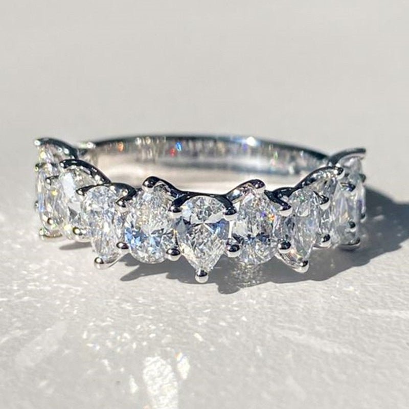 Water Drop Gang Drill Star Same Water Drop Spiral Ring $15.50 Dana Fashion Color: White Gold Color Size: No 10 Women's Accessories Product information: Type: Ring Treatment Process: inlaid zircon Color: Q193 White Gold Applicable population: Female Size:
