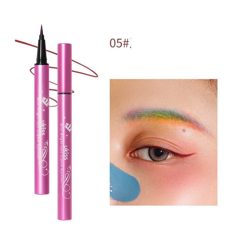 Waterproof color eyeliner pen $75.00 Dana Fashion Color: Wine Red makeup Name: Liquid Eyeliner Pen Net content: 0.6g Suitable for the crowd: make-up enthusiasts, novice gospel, product introduction: avoid drawing good eye makeup due to sweat, Blurred due