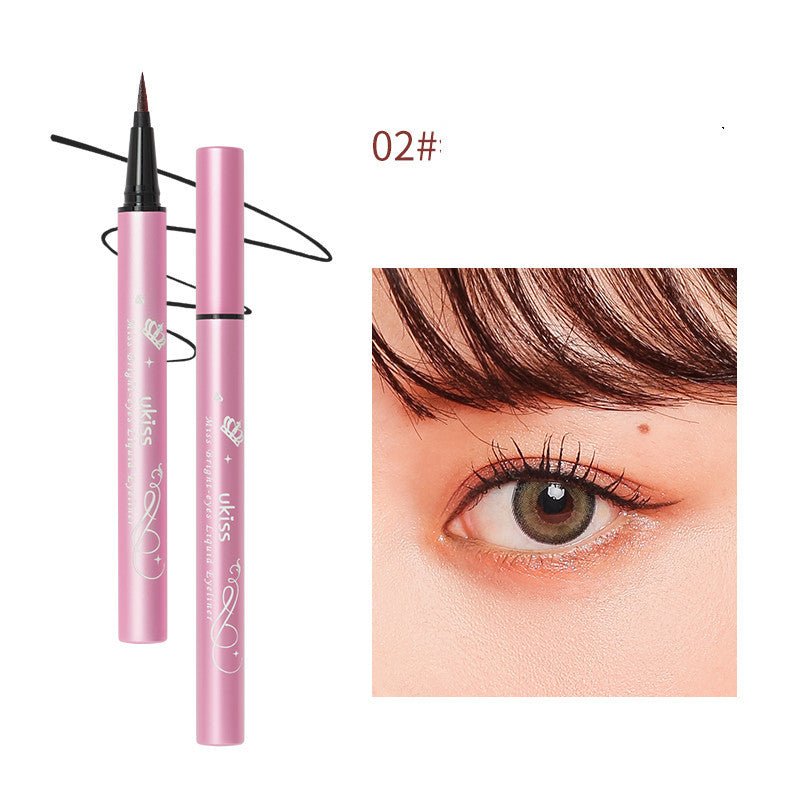 Waterproof color eyeliner pen $75.00 Dana Fashion Color: Black sponge head makeup Name: Liquid Eyeliner Pen Net content: 0.6g Suitable for the crowd: make-up enthusiasts, novice gospel, product introduction: avoid drawing good eye makeup due to sweat, Blu