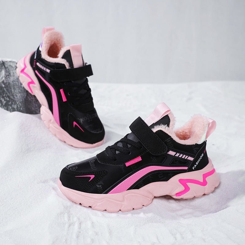 Waterproof Leather Girls Casual Sneaker $35.50 Dana Fashion Color: Black And Red Cotton size: 27 Women's shoes Product information: Pattern: Letters Thickness: ordinary thickness Applicable site: hard ground Color: pink leather surface, pink cotton, black