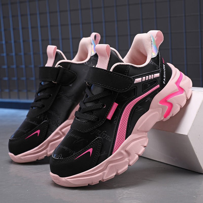 Waterproof Leather Girls Casual Sneaker $35.50 Dana Fashion Color: Black And Red Leather Surface size: 27 Women's shoes Product information: Pattern: Letters Thickness: ordinary thickness Applicable site: hard ground Color: pink leather surface, pink cott