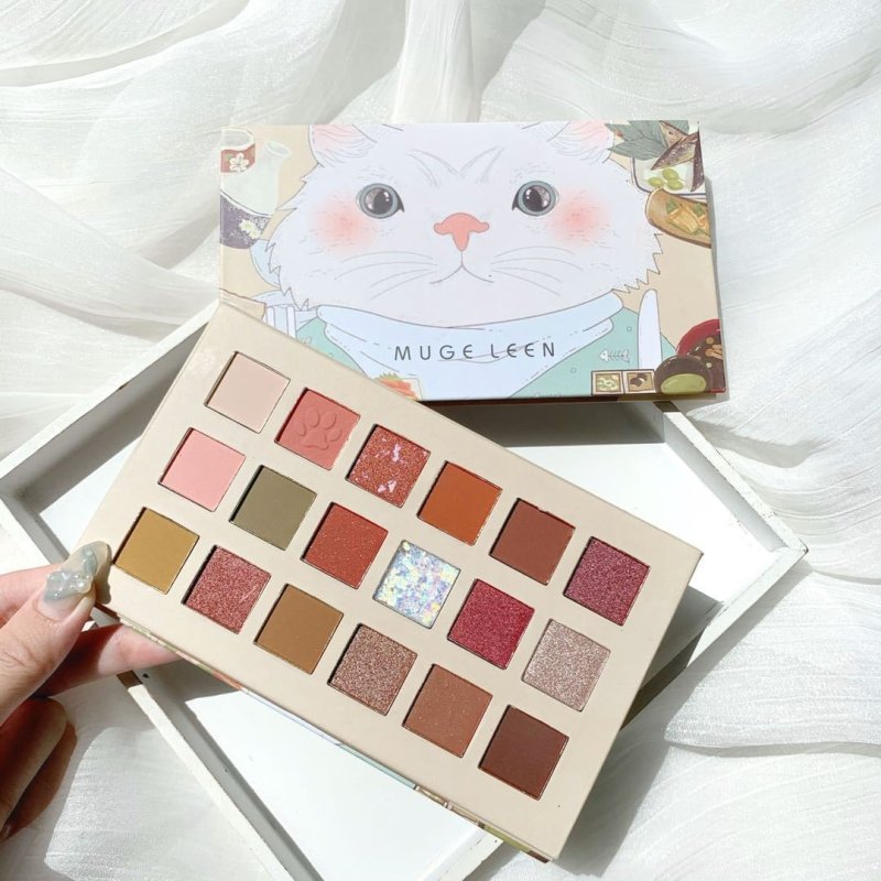 Waterproof powder, pearl light eye shadow $16.44 Dana Fashion Color: Red makeup Color: 18 Color number: 8 colors and above Model: MUGE LEEN18 color eye shadow disc Special purpose cosmetics: no Suitable skin type: General Efficacy: modification