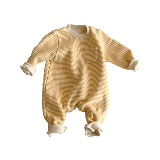 Wear striped baby jumpsuits outside $26.85 Dana Fashion Color: Black Child size: 66cm Baby Clothing Overview: 100% new design and high quality Must-have for fashion women Have a beautiful appearance Infant's wear refers to clothing suitable for babies und