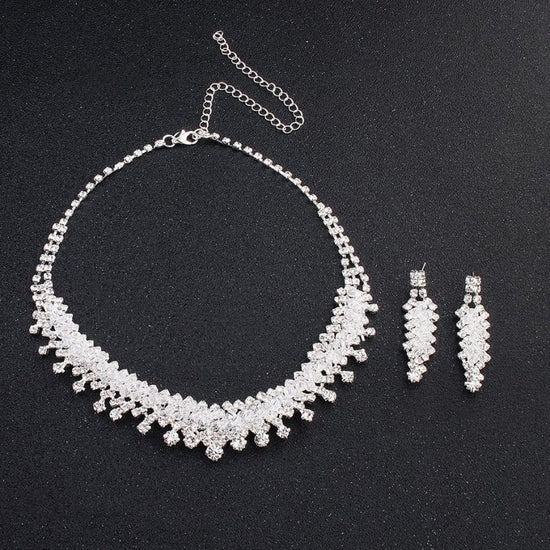 Wedding jewelry set $33.19 Dana Fashion Style: Crown Women's Accessories [Color]: Silver [Material: Alloy Size: Circumference: 36cm; Middle Height: 3cm