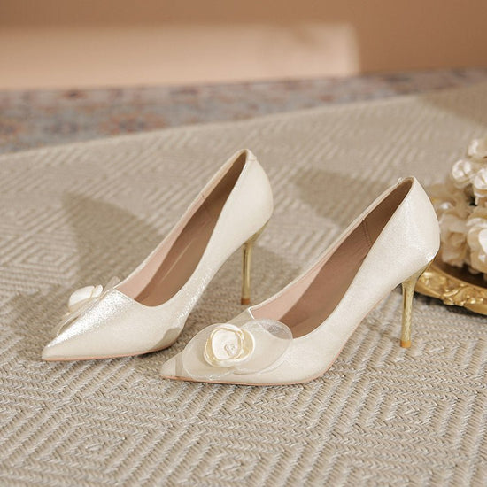 Wedding Shoes Stiletto High-end Applique High Heels $57.44 Dana Fashion Color: Apricot 5CM Size: 33 Women's shoes Product information: Pattern: solid color Lining material: Microfiber Applicable sports: Universal Color: apricot 5cm, apricot 7cm, apricot 9