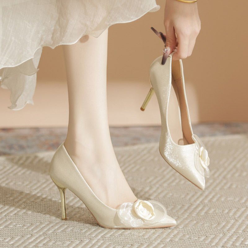 Wedding Shoes Stiletto High-end Applique High Heels $57.44 Dana Fashion Color: Apricot 5CM Size: 33 Women's shoes Product information: Pattern: solid color Lining material: Microfiber Applicable sports: Universal Color: apricot 5cm, apricot 7cm, apricot 9