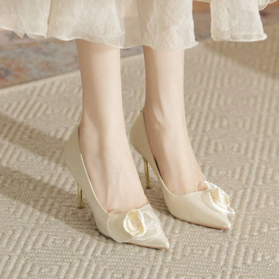 Wedding Shoes Stiletto High-end Applique High Heels $57.44 Dana Fashion Color: Apricot 7CM Size: 33 Women's shoes Product information: Pattern: solid color Lining material: Microfiber Applicable sports: Universal Color: apricot 5cm, apricot 7cm, apricot 9