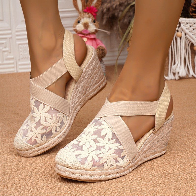 Wedge Straw Mesh Embroidered Retro Women's Fashion Shoes $53.91 Dana Fashion Color: Apricot Size: 36 Women's shoes Product information: Lining material: PU Toe holder shape: round head Color: Apricot Shoe Upper material: pu Size: 36,37,38,39,40,41,42,43,4