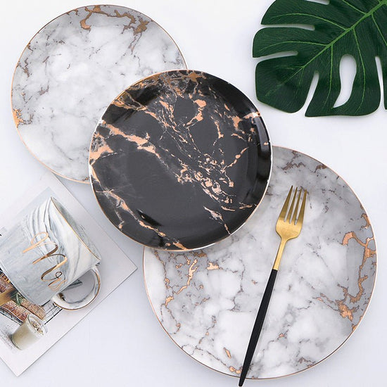 Western steak plate $141.17 Dana Fashion Color: Black 3pcs Size: 10 inches Dana's Kitchen Material: Ceramic Process: high temperature firing + gold