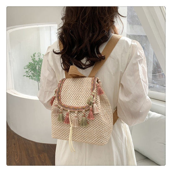 Western Style Travel Women's Straw Backpack Bohemian Style Tassel Bag $35.67 Dana Fashion Color: Pattern Khaki Women's Bags Product information: Applicable scenarios: Daily matching Color: white with pattern, pattern khaki, tassel White, tassels khaki Out