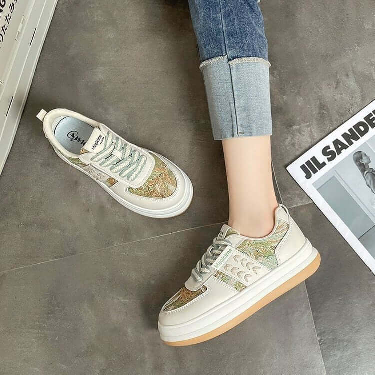 Wheat Ear Oil Painting Casual Retro Commuting Shoes $32.90 Dana Fashion Color: Beige Green size: 35 Women's shoes Product information: Lining material: imitation leather Color: beige Green, rice noodles Upper height: low top Sole craft: injection moulded