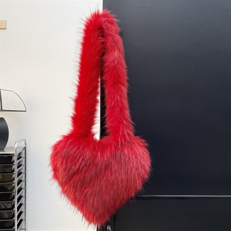 Winter Fleece Shoulder Bags Women Heart Shape Crossbody Bag Plush Large Capacity Love Bag $89.99 Dana Fashion Color: Red Women's Bags Product information: Lining texture: Polyester Pattern: None Applicable scenarios: Daily matching Color: plain color, Bro