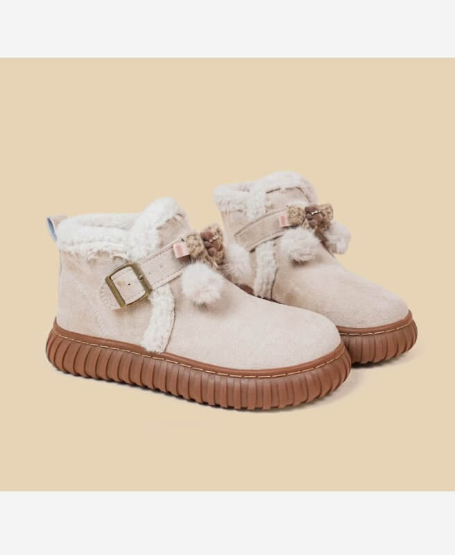 Winter Plush Thick Midsole Snow Boots $129.50 Dana Fashion Color: Apricot color Size: 35 Women's shoes Overview: Unique design, stylish and beautiful. Good material, comfortable feet. A variety of colors, any choice. Specification: Pattern: Solid color Sh