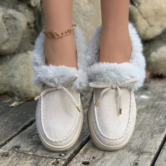 Winter Round Head Thick Bottom Velvet Warm Cotton Shoes Women $34.01 Dana Fashion Color: Gray Size: 36 Women's shoes Product information: Pattern: solid color Lining material: pu Applicable sports: Universal Color: black, red and white, white, red, leopar