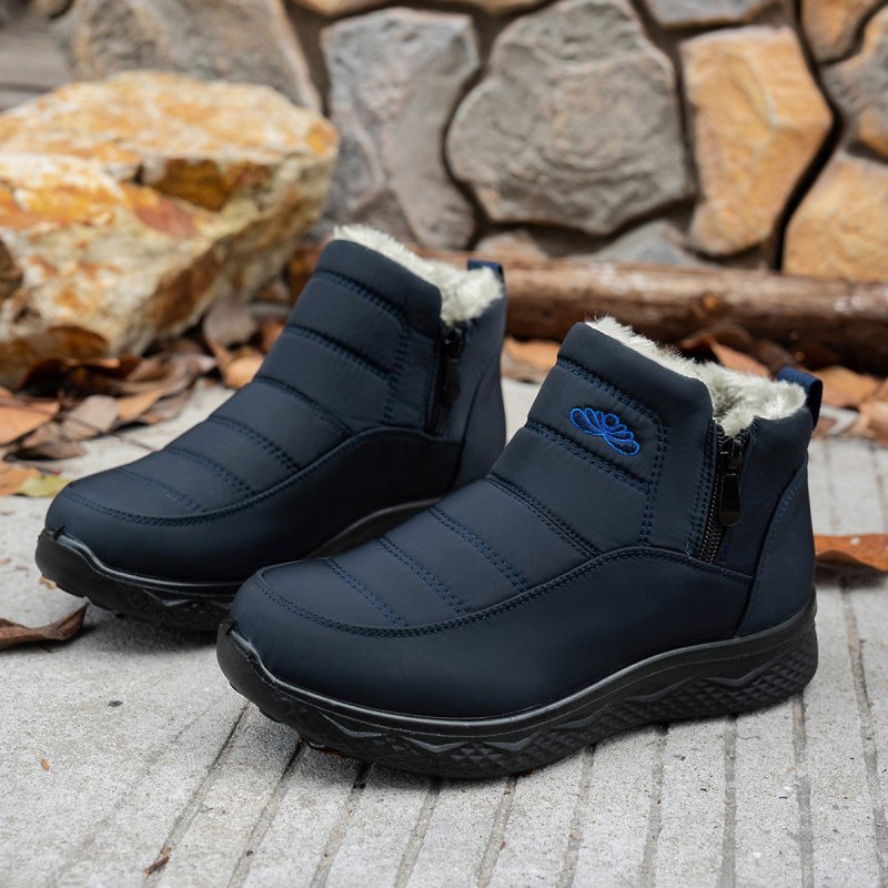 Winter Snow Boots WIth Side Zipper Casual Warm Plush Flat Shoes Women's Fleece Ankle Boot $40.74 Dana Fashion Color: Blue Size: Size35 Women's shoes Product information: Upper material: satin Sole material: PU Upper height: medium upper Toe shape: round h