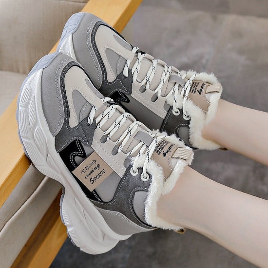 Winter Thermal Fleece-lined Sneakers Women $46.28 Dana Fashion Color: Gray Size: 35 Women's shoes Product information: Color: black, gray, blue Heel height: mid heel (3-5CM) Heel shape: flat heel Size: 35, 36, 37, 38, 39, 40 Sole material: Plastic Toe hol
