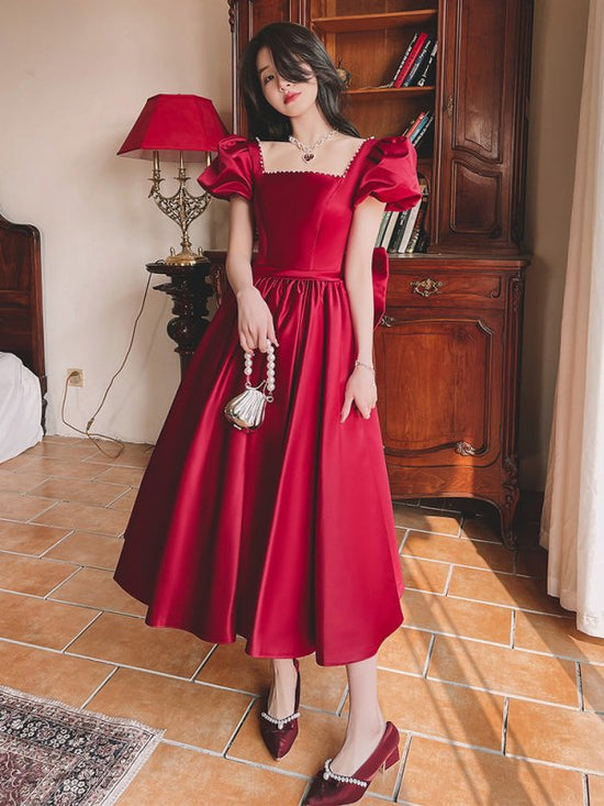 Winter Wine Red Engagement Daily French Princess On The Run Satin Dress $120.00 Dana Fashion Color: Wine Red Long size: L Women's clothing Product information: Color: wine red mid-length, wine red long Sleeve type: puff sleeve Main fabric composition: Pol