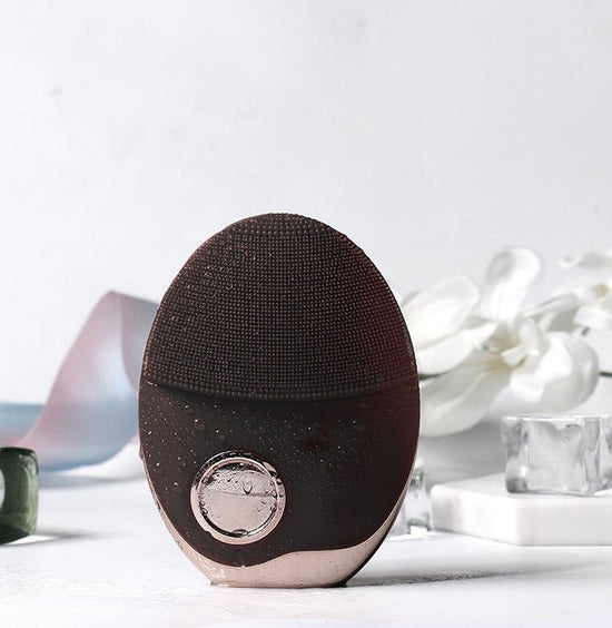 Wireless charging skin cleansing beauty instrument electric cleaning brush ultrasonic vibration wash brush $39.99 Dana Fashion Color: Black Beauty Tools Product attribute introduction Product Name: Skin Renewal Cleansing Instrument Charging: wireless char