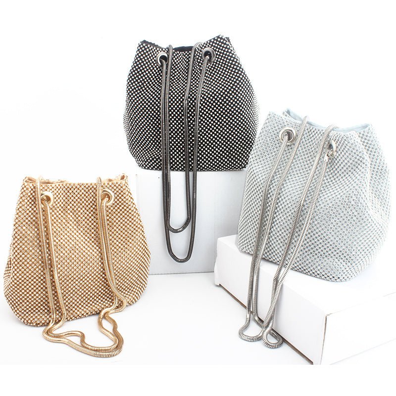 Women Crystal Diamond Clutch Bags String Satin Crossbody Bag Glitter Evening Bags Gold Clutch Party Purse Woman Handbag $59.22 Dana Fashion Color: Black Women's Bags Material: diamond, cotton fabric Color: silver, black, colorful gold Style: handbags, sho