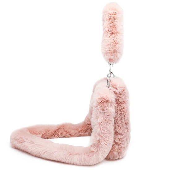 Women Fluffy Shoulder Bag Top-handle Bag Female Autumn Winter Handbag Plush Tote Girls Fashion Shopping Bags Handbags For Women $34.14 Dana Fashion Color: Black Size: 22x22x4CM Women's Bags Overview: 【High Quality Material】The outer material of this fluff