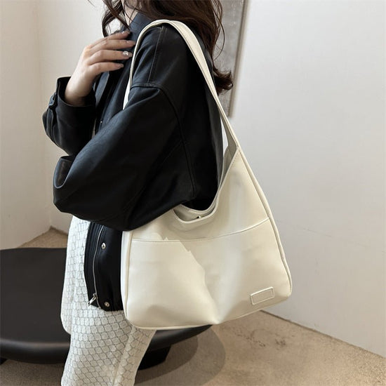 Women Vintage Hobo Bag Casual PU Leather Shoulder Bag Large Capacity Retro Tote Handbag Soft Underarm Bag Fall Winter Bag $30.00 Dana Fashion Color: Black Women's Bags Overview: Unique design, stylish and beautiful. Good material, comfortable wear. A vari