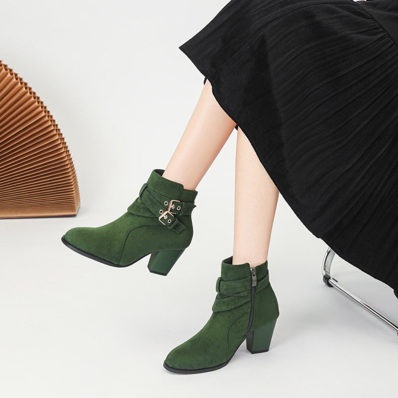 Women's Ankle Boots New Fashion Ankle Boots Comfortable Suede $61.81 Dana Fashion Color: Army Green Size: 35 Women's shoes Product information: Pattern: solid color Lining material: Other Color: Black, royal blue, Army Green, camel, apricot, Red Heel heig