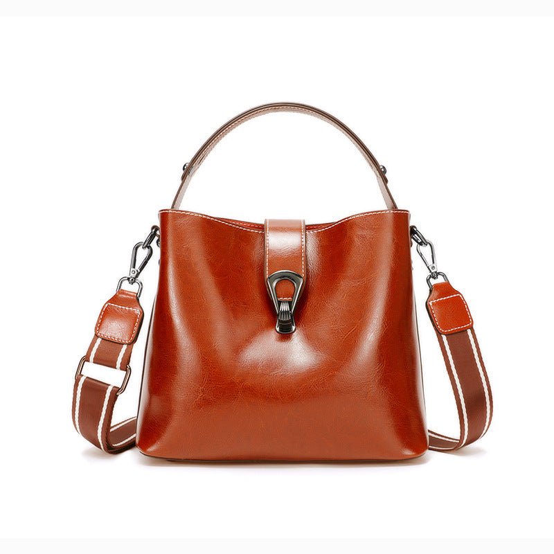 Women's Autumn And Winter Bucket Bag Shoulder Messenger Bag $48.99 Dana Fashion Color: Caramel Color Women's Bags Product information: Lining texture: polyester cotton Applicable scenarios: Daily matching Color: milky white, peacock blue, coffee, caramel,